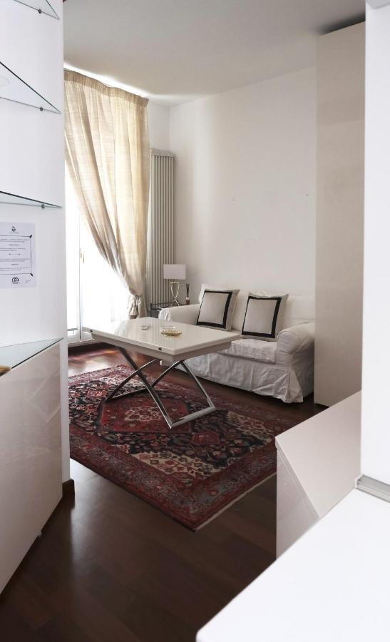 Comecasa Flowery Terraced Apartment ميلان المظهر الخارجي الصورة