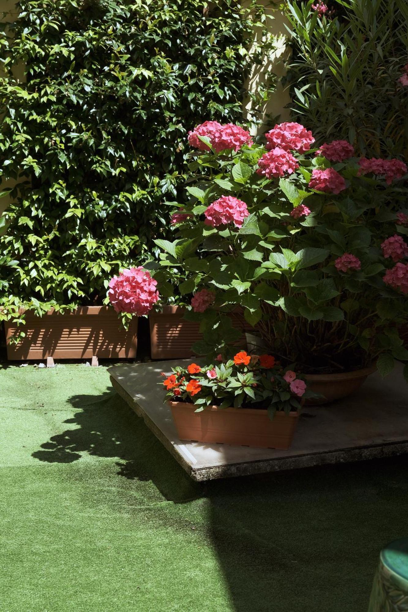 Comecasa Flowery Terraced Apartment ميلان المظهر الخارجي الصورة